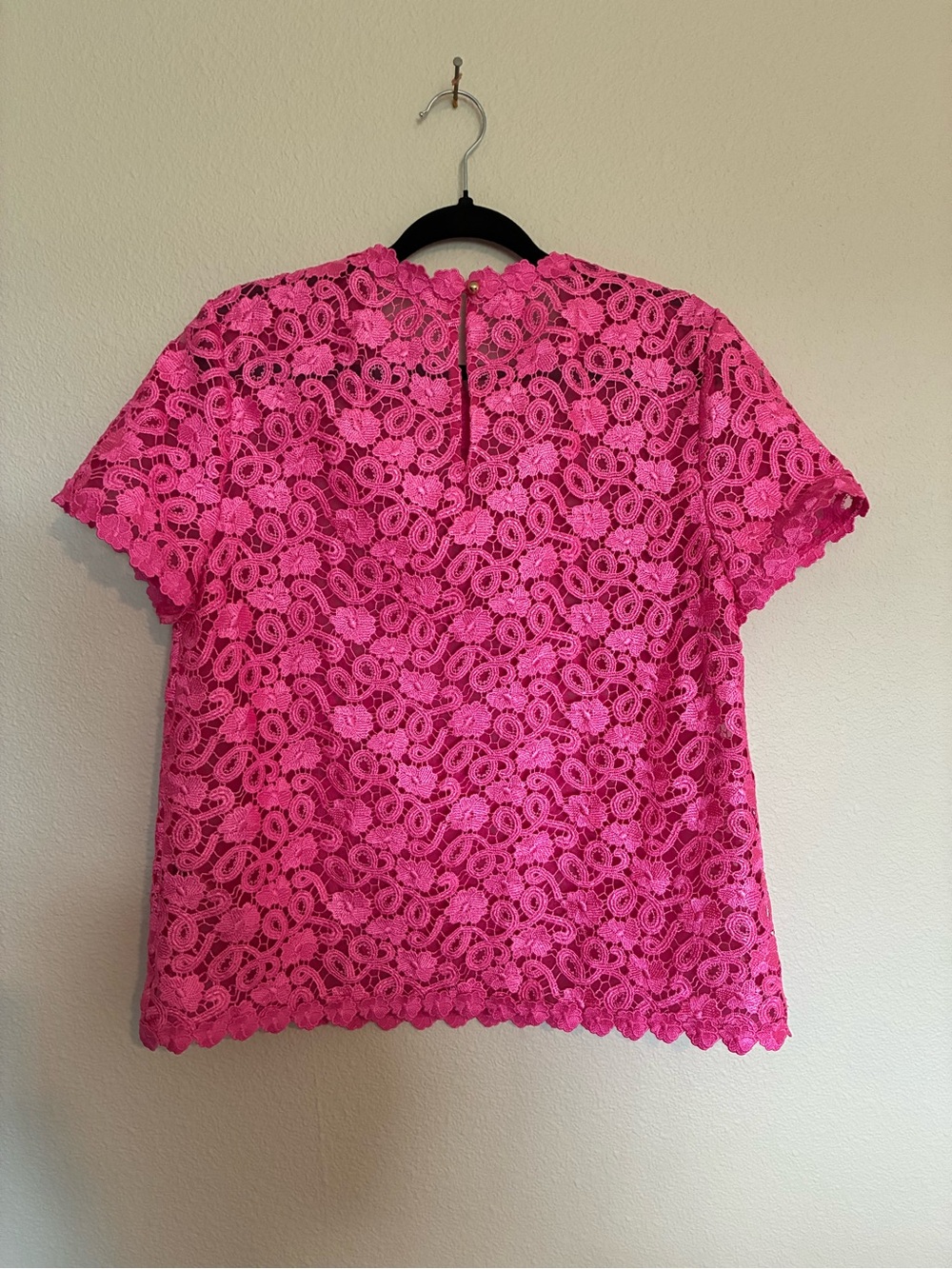 Kate spade pink lace top. No tags but new. Armpit to armpit 19.5 and length 24in